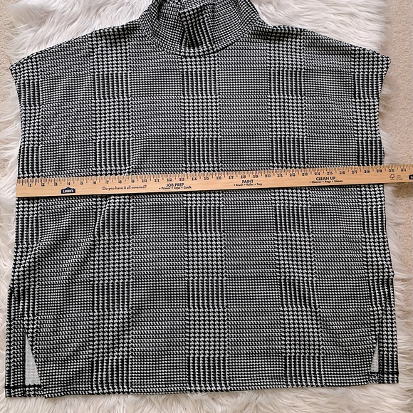 Jones New York Houndstooth Pullover - Picture 10 of 11
